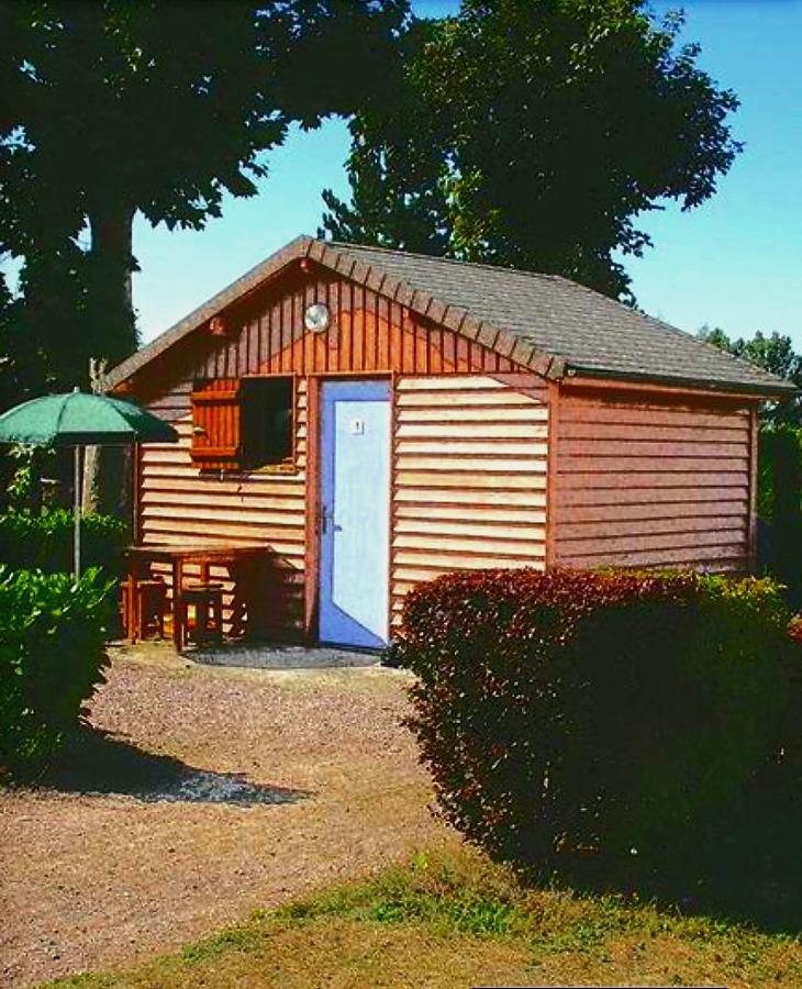 Camping Mayet-De-Montagne Le Mayet-de-Montagne ภายนอก รูปภาพ